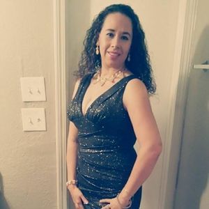 Meet your Posher, Rosy